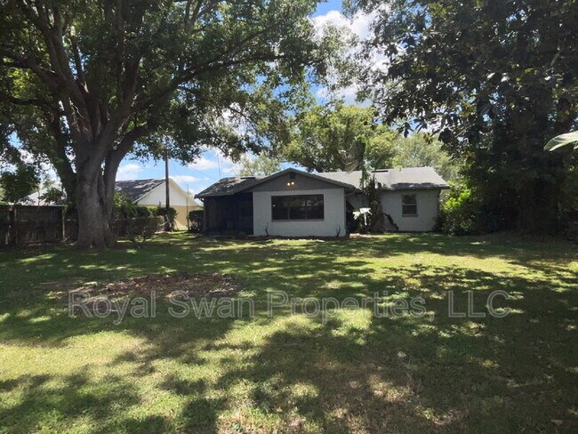 Building Photo - 3812 Dovehollow Dr