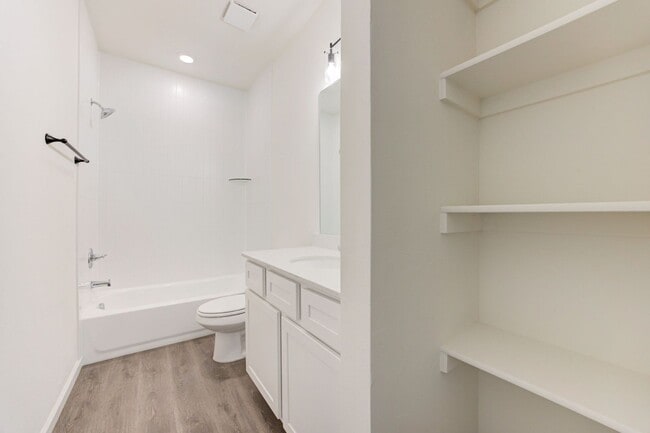 Building Photo - New Construction-Never Lived in Duplex, Pe...