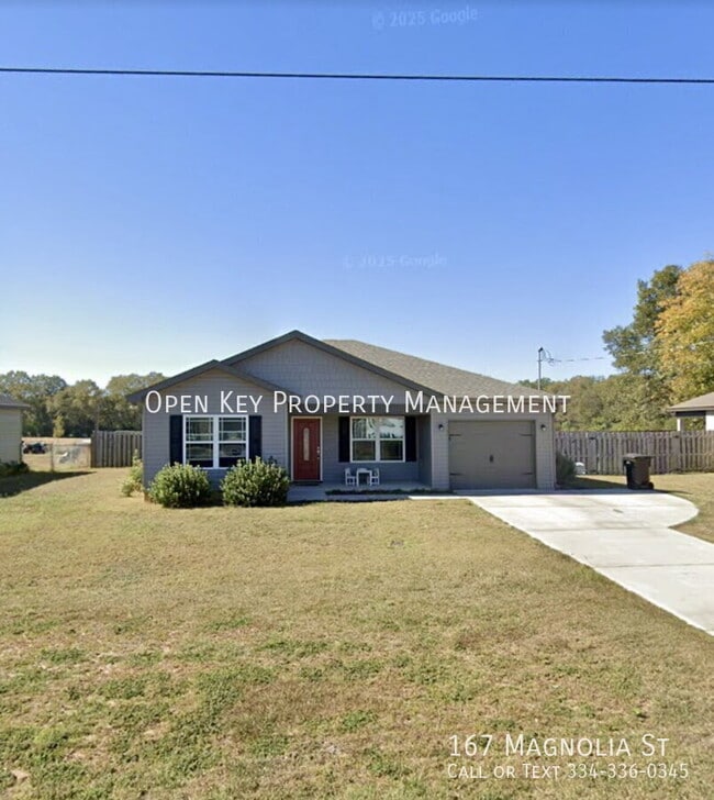 Primary Photo - 167 Magnolia St