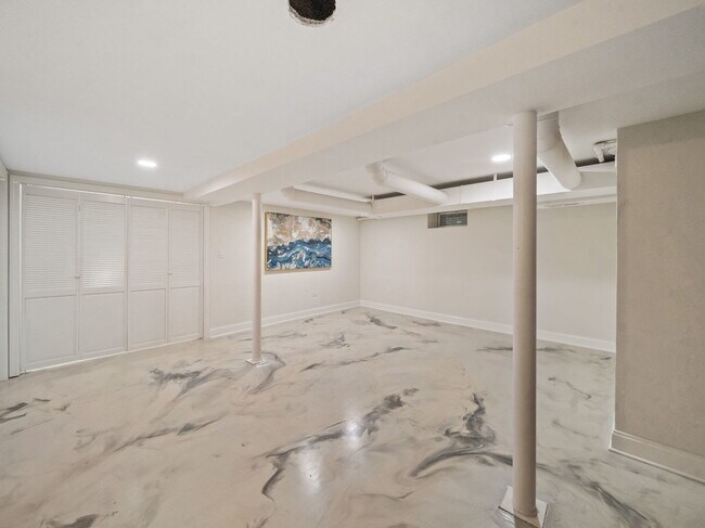 Building Photo - 1508 Potter Rd