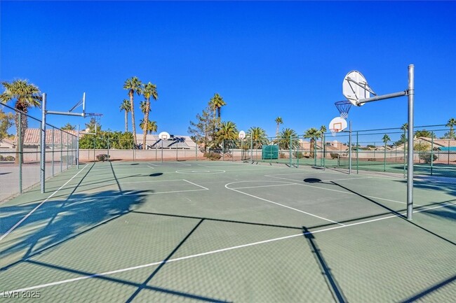 Building Photo - 4533 Bescano Dr