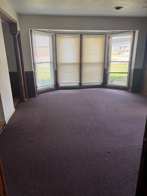 Building Photo - 201 Honeysuckle Ln