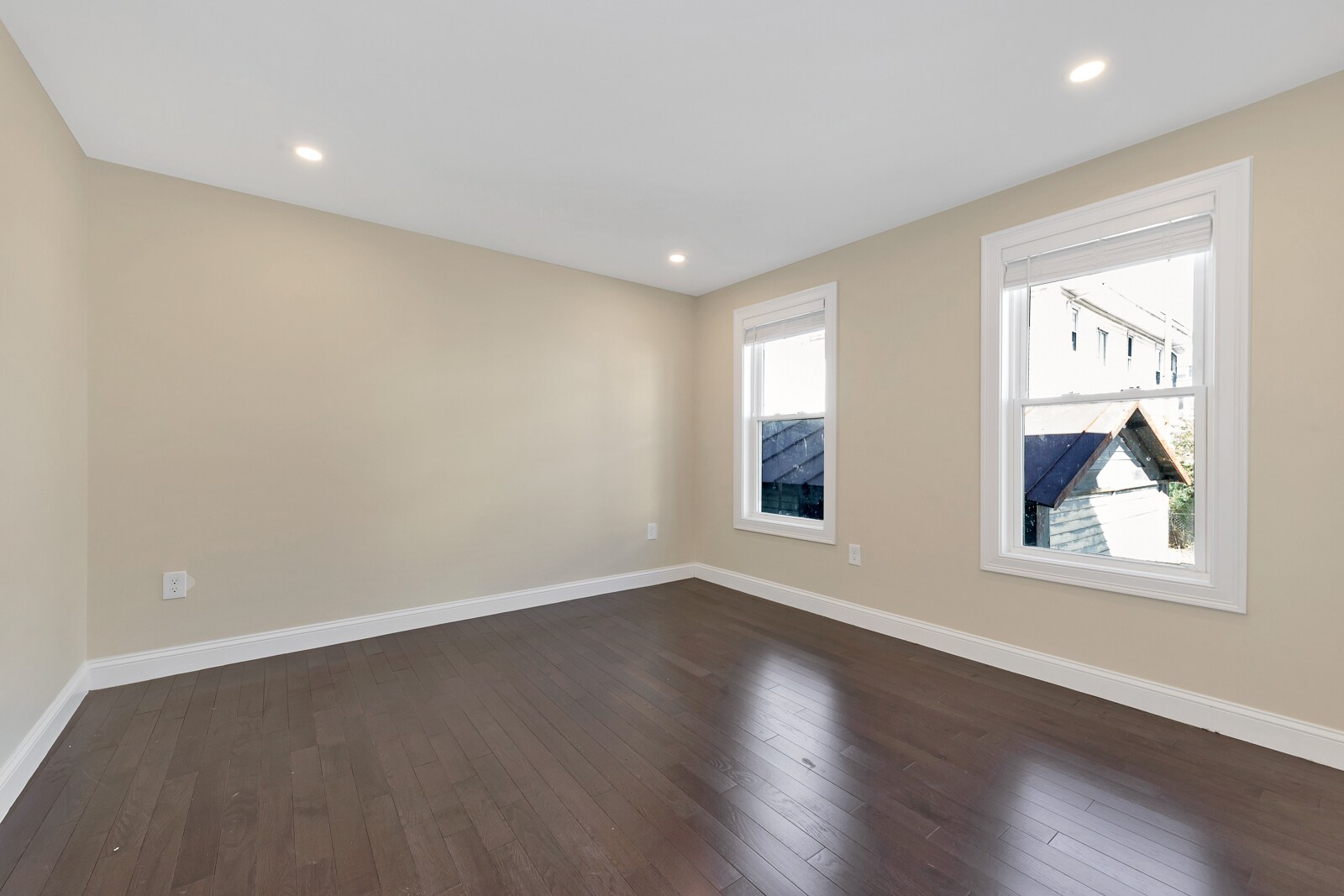 Building Photo - 43 Wright Ave