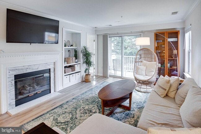 Building Photo - 13615 Garfield Pl