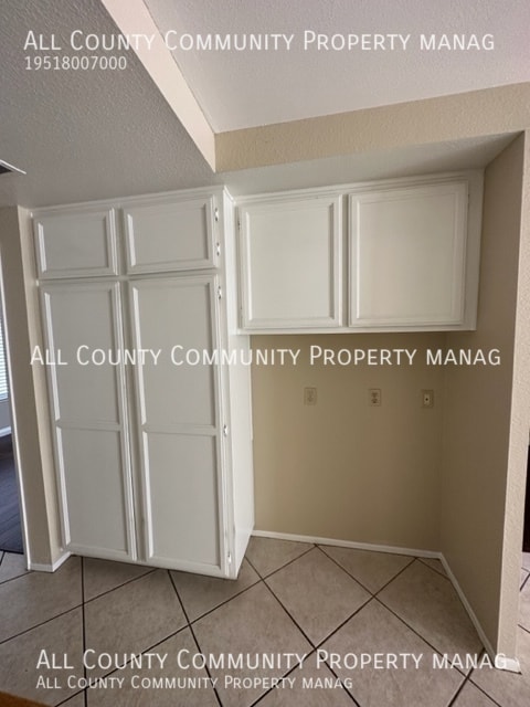 Building Photo - 6563 Whitman Ct