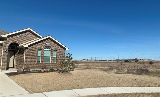 Building Photo - 300 Saguaro Dr
