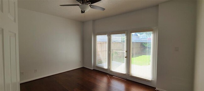 Building Photo - 1218 Sugar Creek Blvd