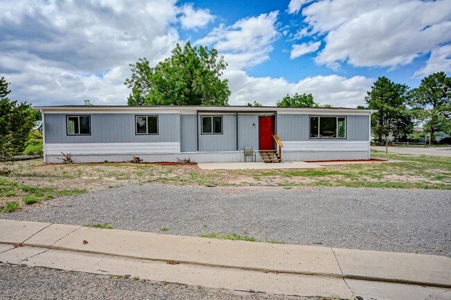 Building Photo - 2765 Applewood Dr