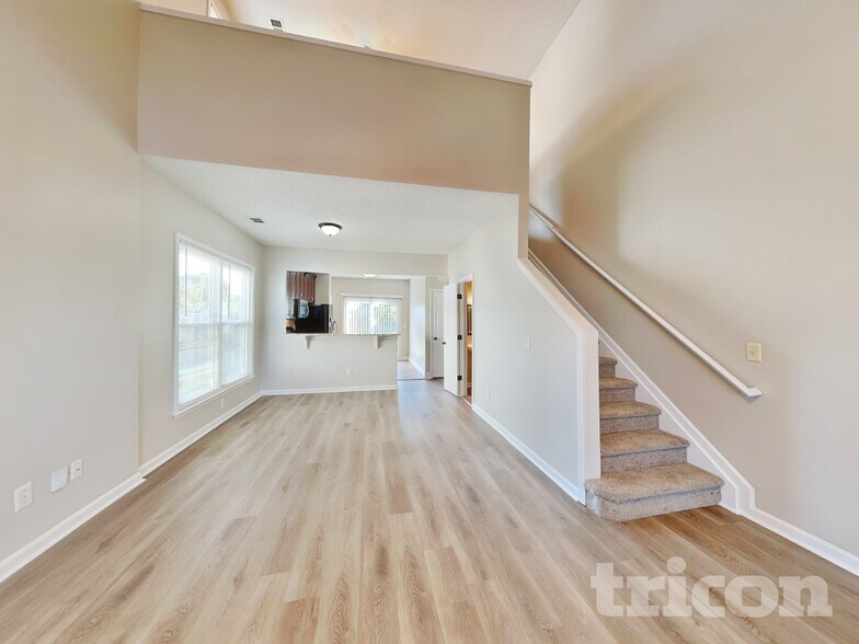 Building Photo - 1672 Woodsford Rd