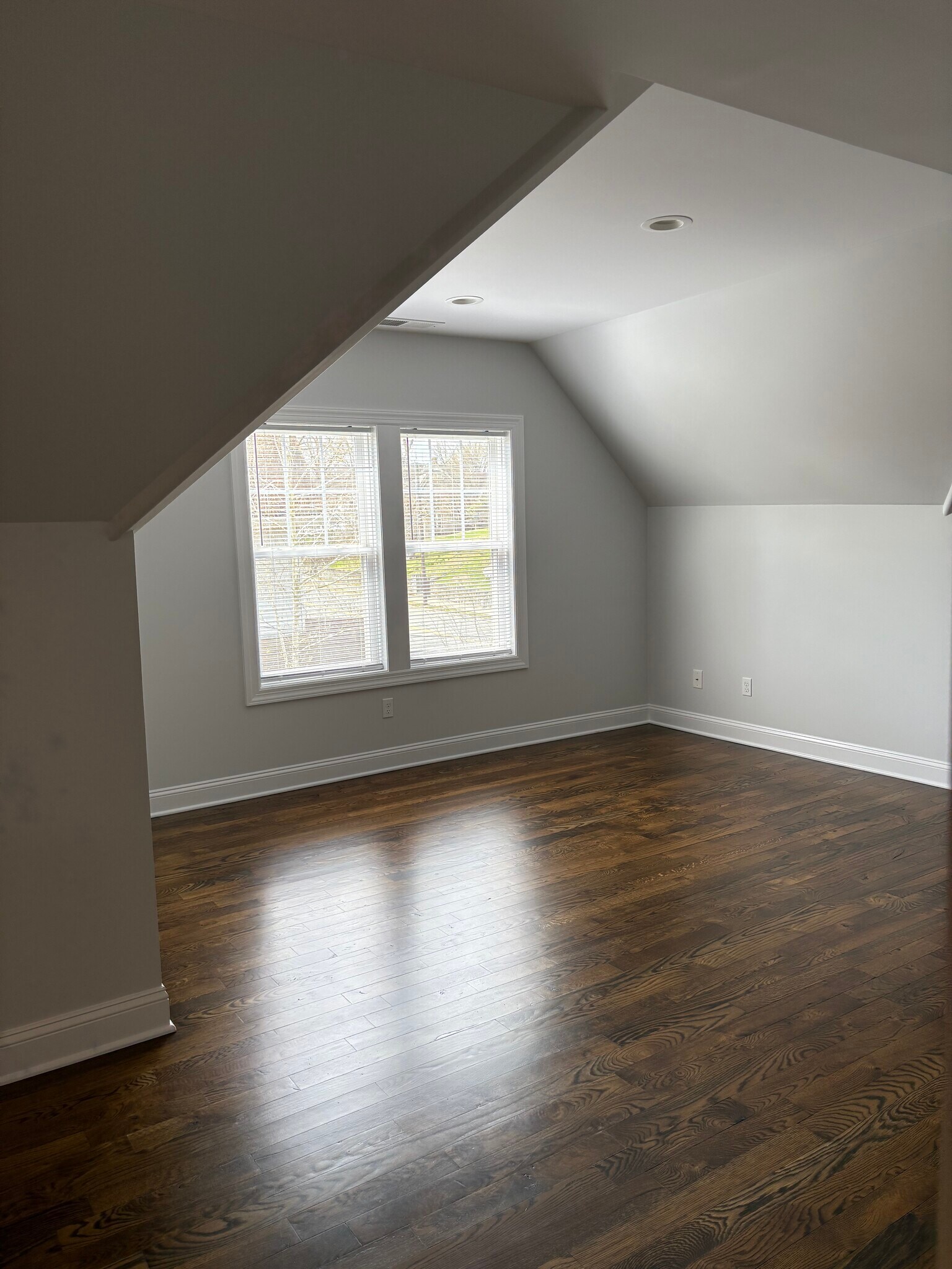 Building Photo - 117 Atwater Ave