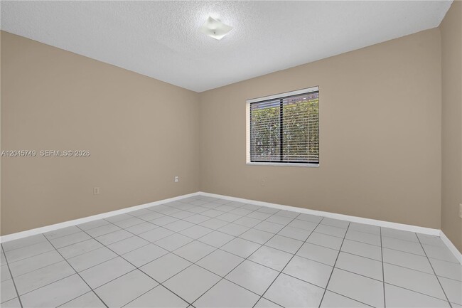 Building Photo - 6041 W 24th Ave