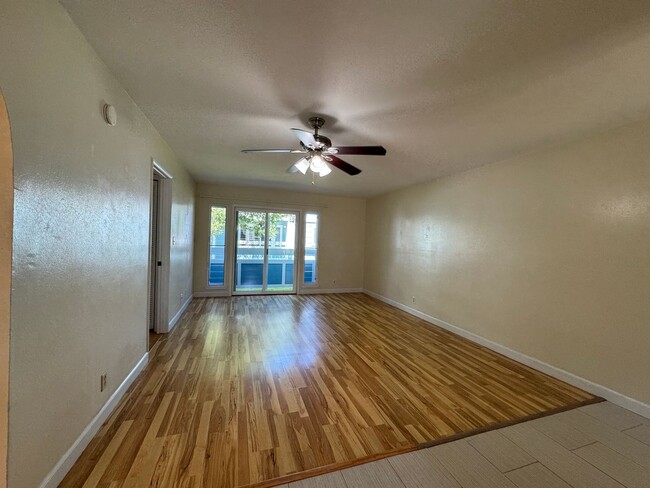 Building Photo - 2 bedroom 2 bath condo located in Hokulani in Kailua