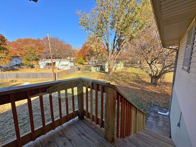 Building Photo - BEAUTIFUL HOME IN KANSAS CITY KANSAS