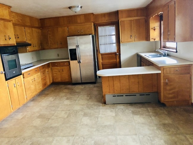 Building Photo - 999 Churchtown Rd