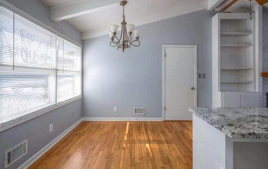 Building Photo - 6901 W 78th Ter