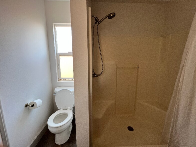 Building Photo - 4381 Olali St