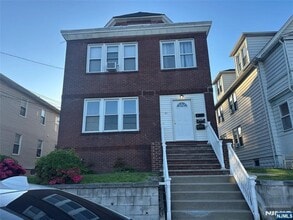 Building Photo - 31 Morgan Pl