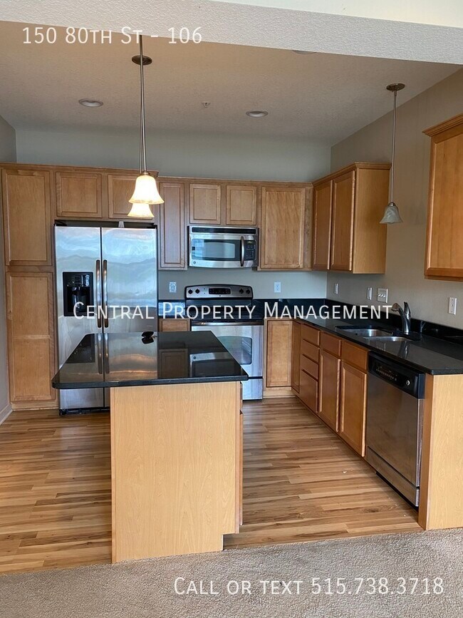 Building Photo - 150 80th St
