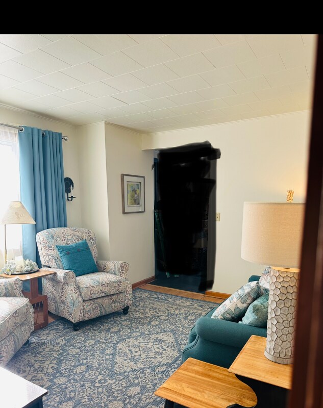 Building Photo - 2 John St