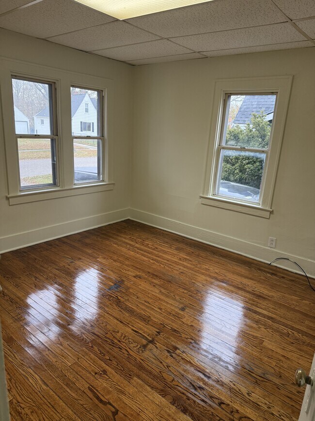 Building Photo - 2414 Mallery St