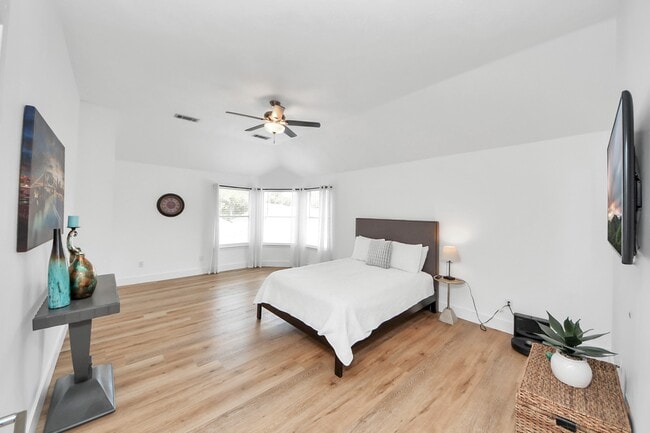 Building Photo - 9214 Meadow Branch Ct