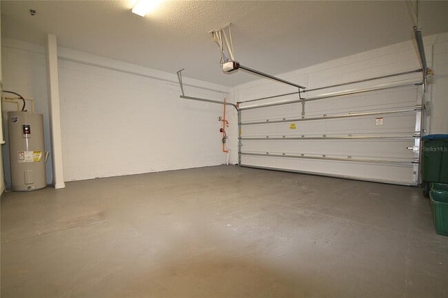 Building Photo - 1302 Mill Pond Ln