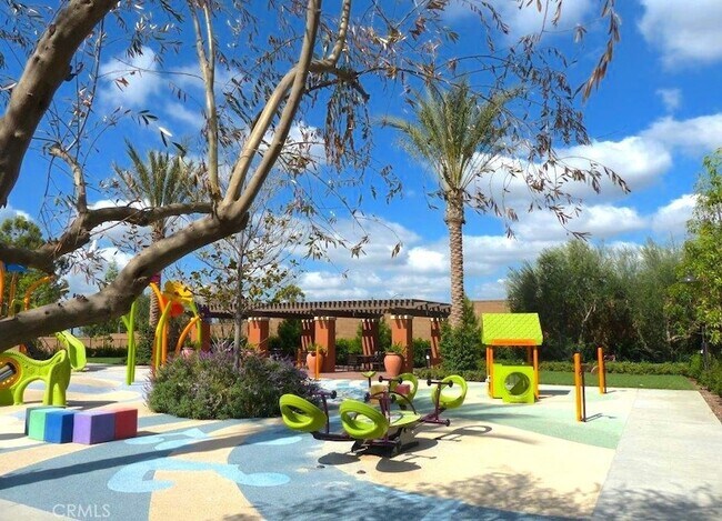 Building Photo - 60 Capricorn