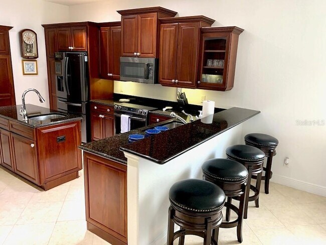 Building Photo - 24312 Westgate Blvd