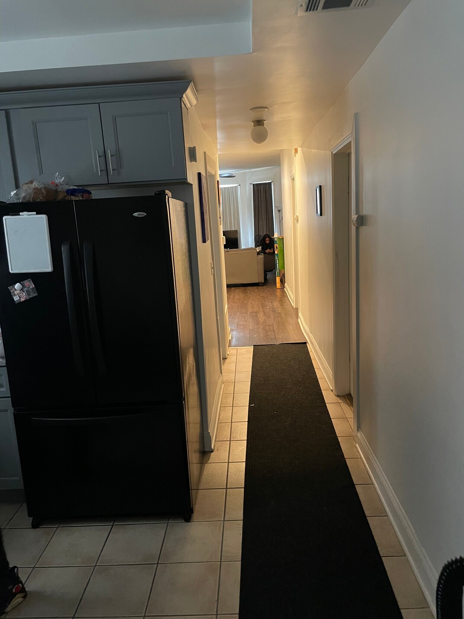 Kitchen hallway - 1121 N Monticello Ave