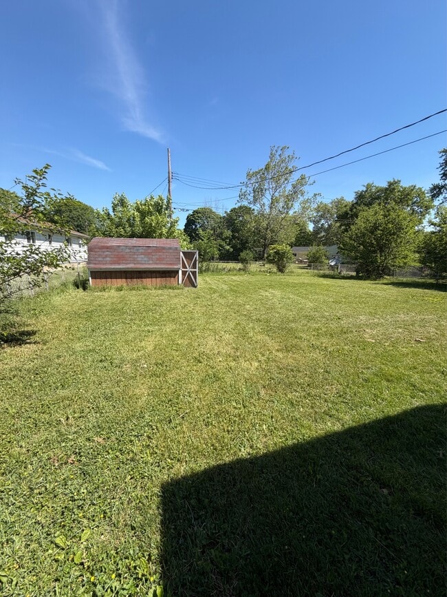 Building Photo - 3318 W Jolly Rd