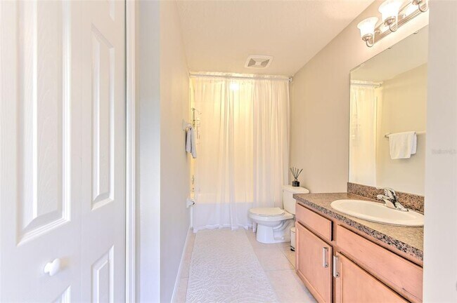 Building Photo - 11808 13th Way N