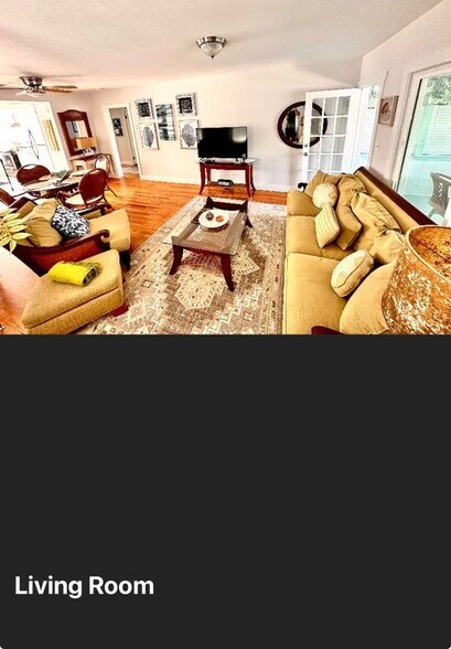 Building Photo - 136 S Oleander Ave