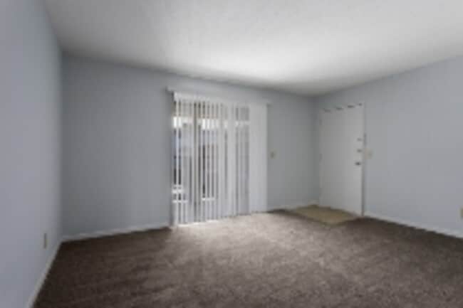 Building Photo - 425 W 87 Pl