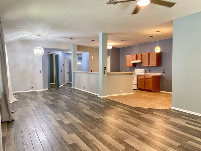 Building Photo - 1911 Wormack Way