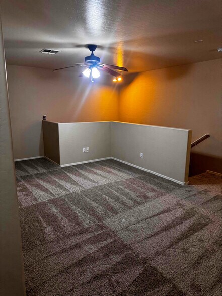 Building Photo - 2445 W Allens Peak Dr