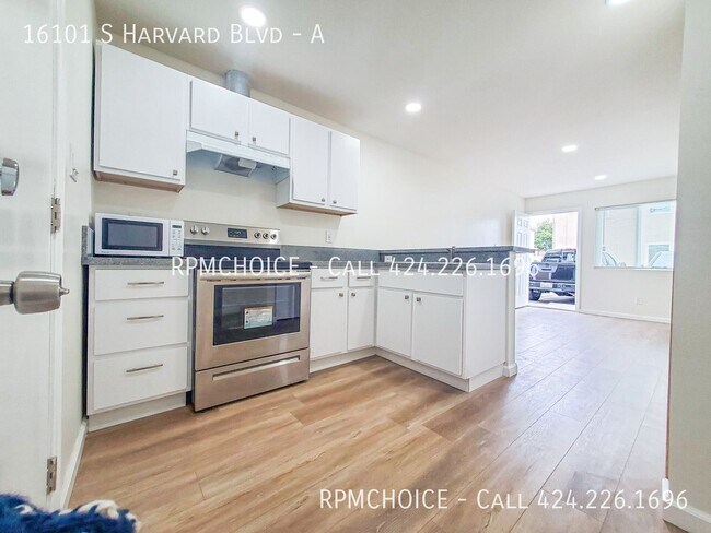 Building Photo - 16101 Harvard Blvd