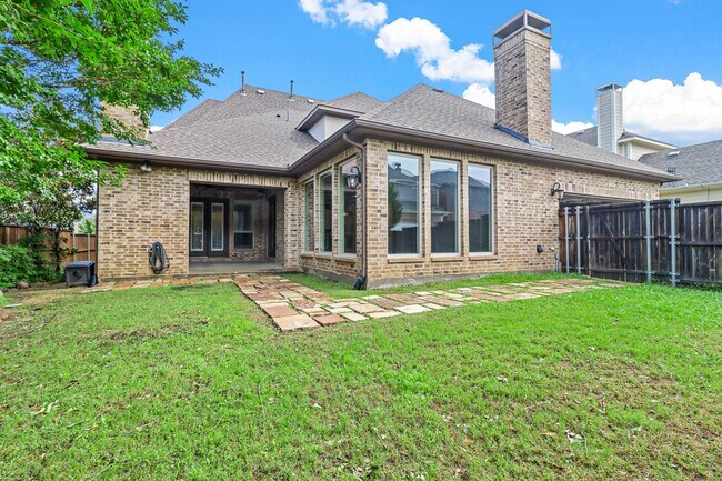 Building Photo - 2308 Cardinal Blvd