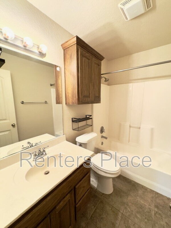 Building Photo - 9025 N 157th E Ave