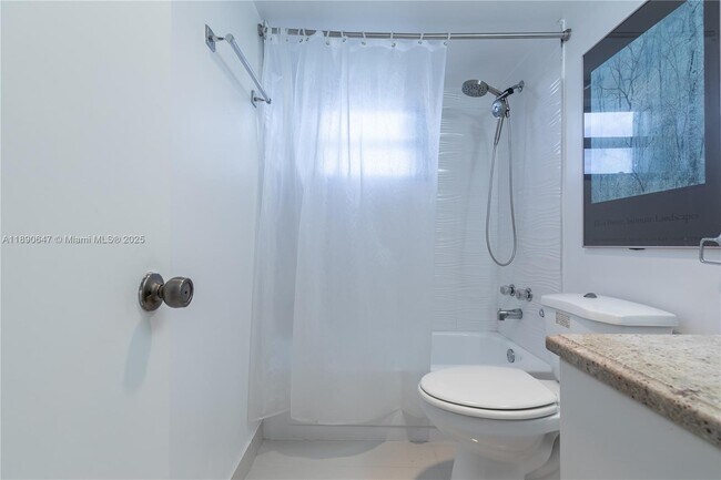 Building Photo - 2401 S Ocean Dr