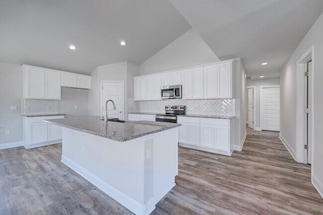 Building Photo - 2105 Valley Forge Cove