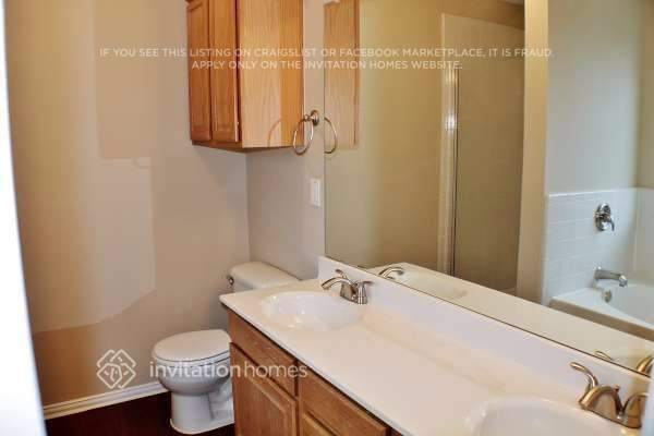 Building Photo - 1702 Cancun Dr