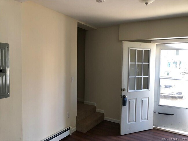 Building Photo - 155 Dividend Rd