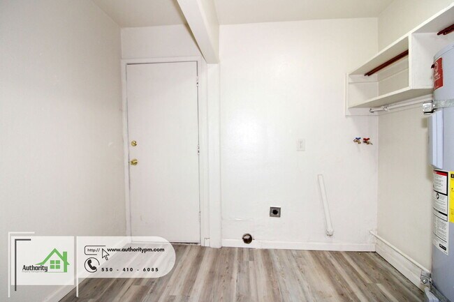 Building Photo - 3120 Pioneer Ln