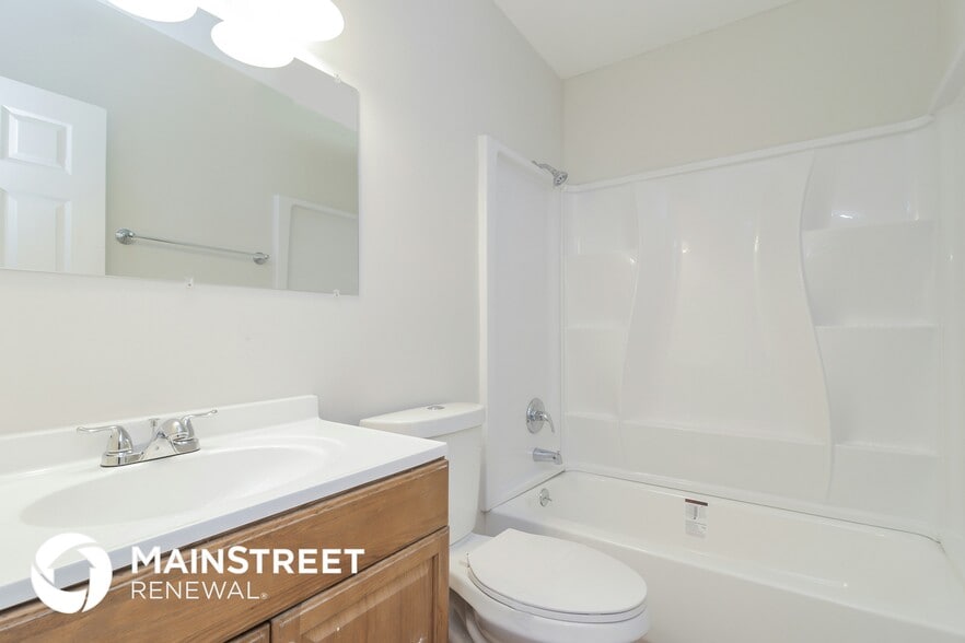 Building Photo - 11623 Cameron St