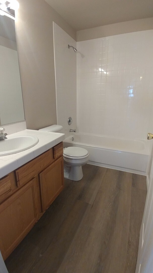 Building Photo - Stylish 3-Bedroom in Prime West Richland L...