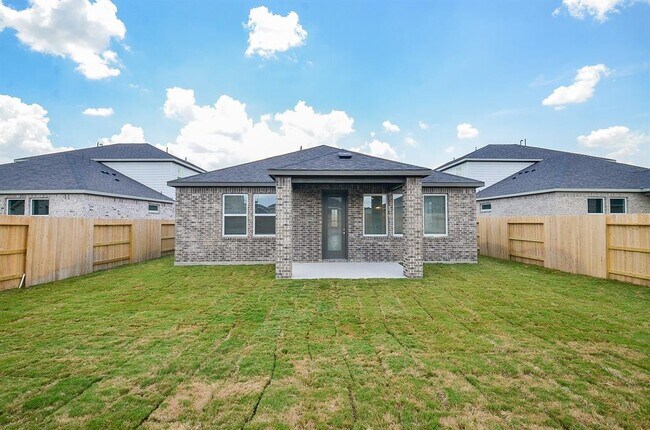 Building Photo - 9730 Burlington Bristol Dr