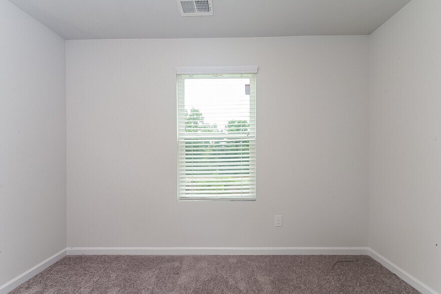 Building Photo - 299 Hamilton Pointe Dr