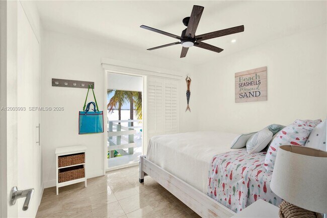 Building Photo - 69 Shoreland Dr