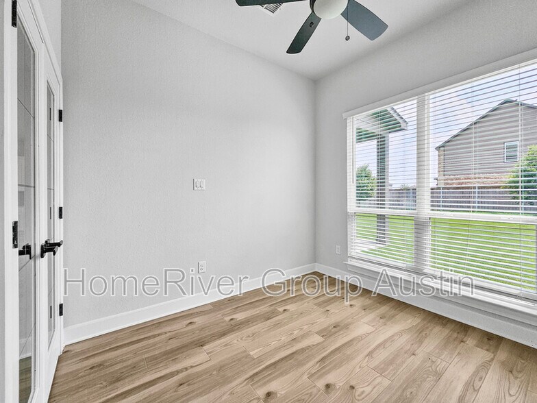 Building Photo - 356 Horsemint Way