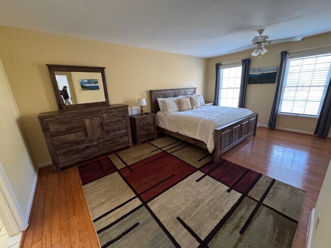 Building Photo - 141 Player Ct